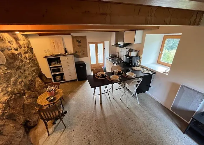 Petite Maison Ardechoise Ferienhaus Saint-Michel-de-Chabrillanoux